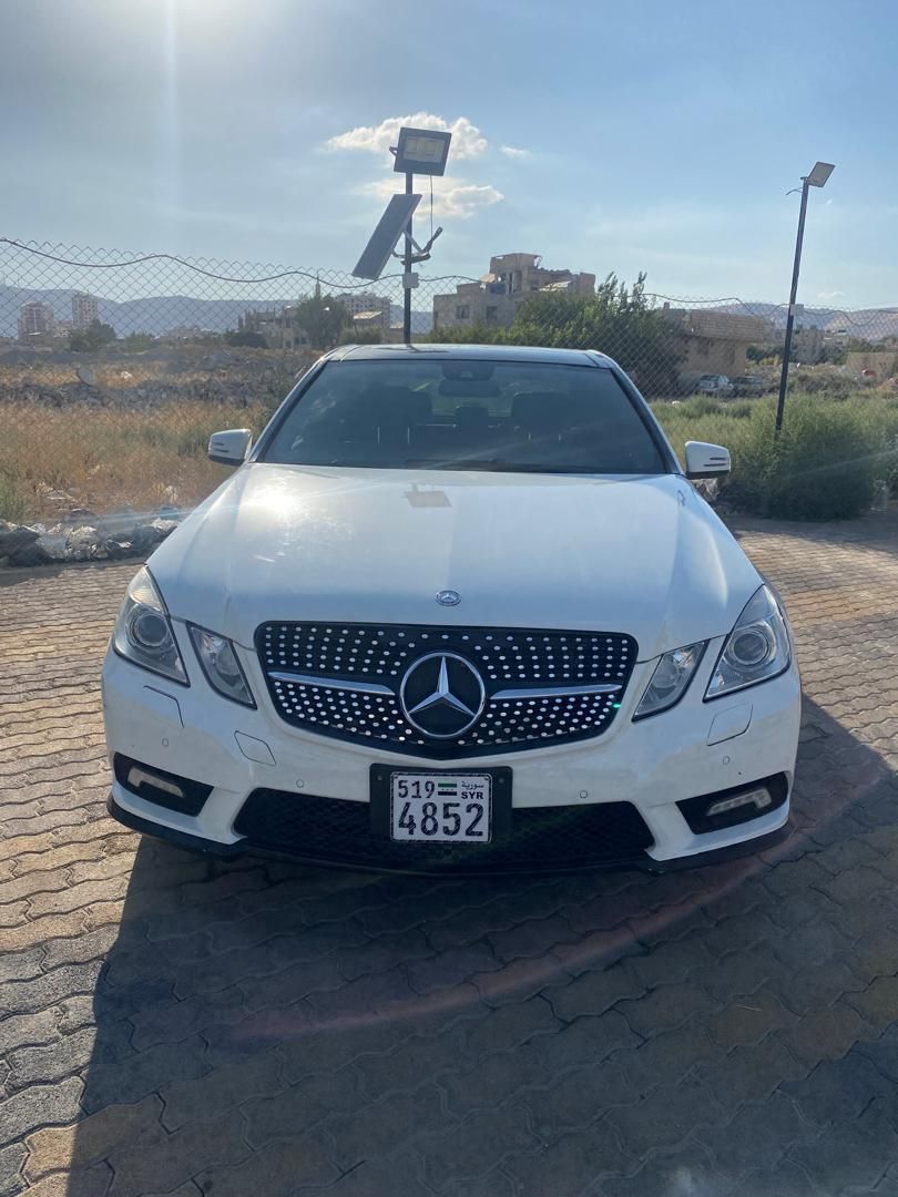 مرسيدس-بنز إي كلاس (Mercedes-Benz E-Class) - RahaBay product image