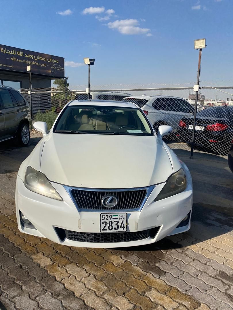 لكزس آي إس (Lexus IS) - RahaBay product image